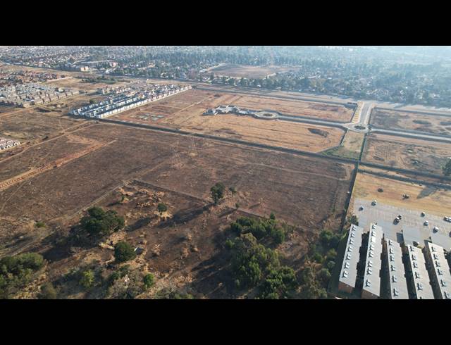 48,454M² VACANT LAND FOR SALE IN ALBERTSDAL